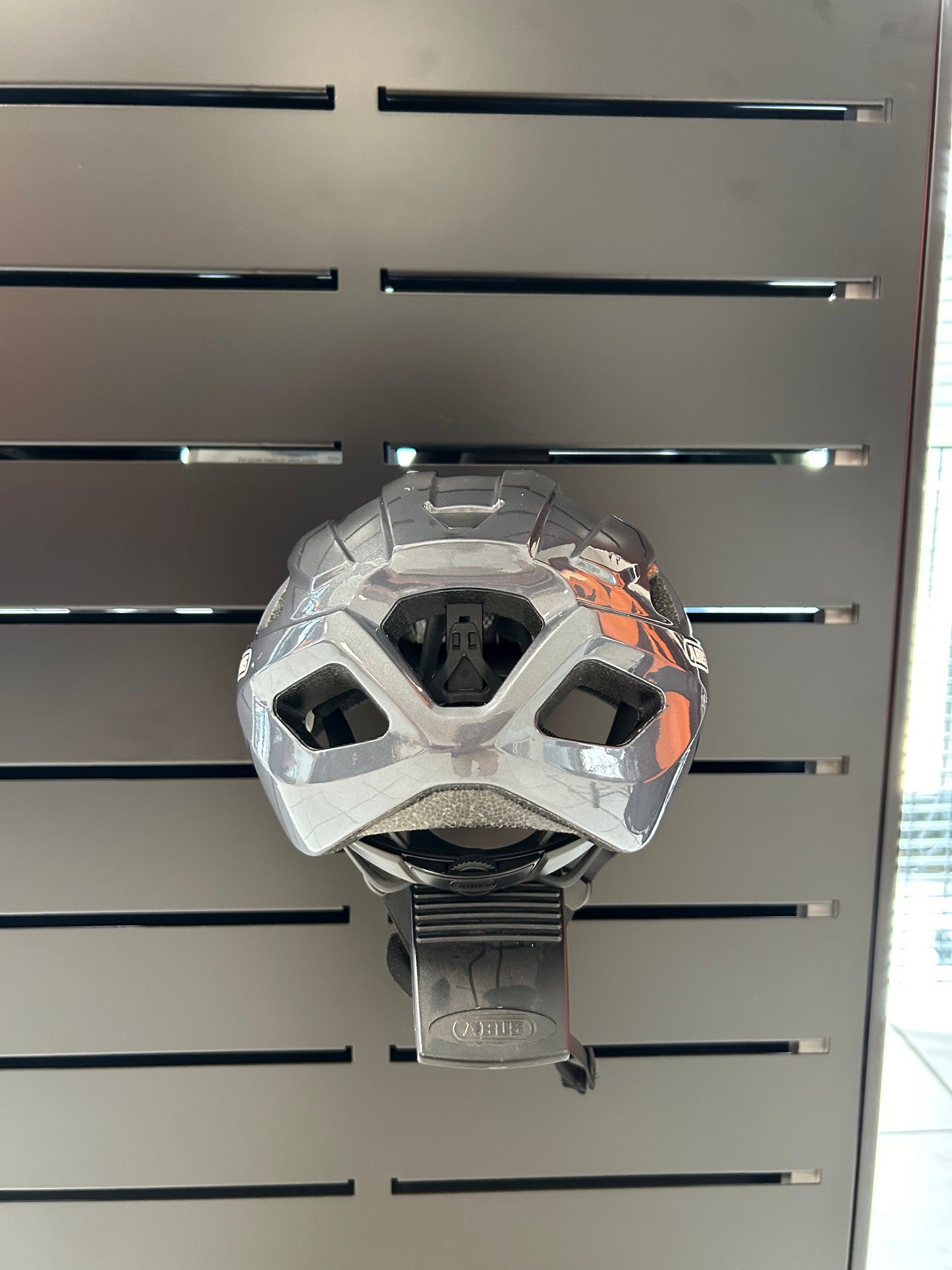 ABUS - ROAD MACADOR